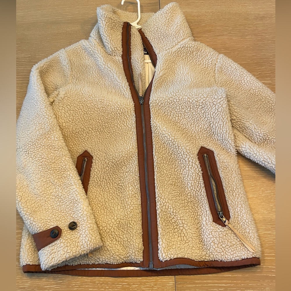 Patagonia Ivory Retro Pile Sherpa Fleece Jacket with Cognac Trim-Size M